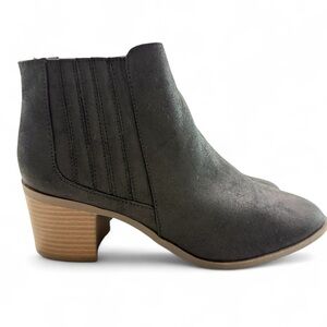 Maurice’s Black Brushed Suede Ankle Bootie
